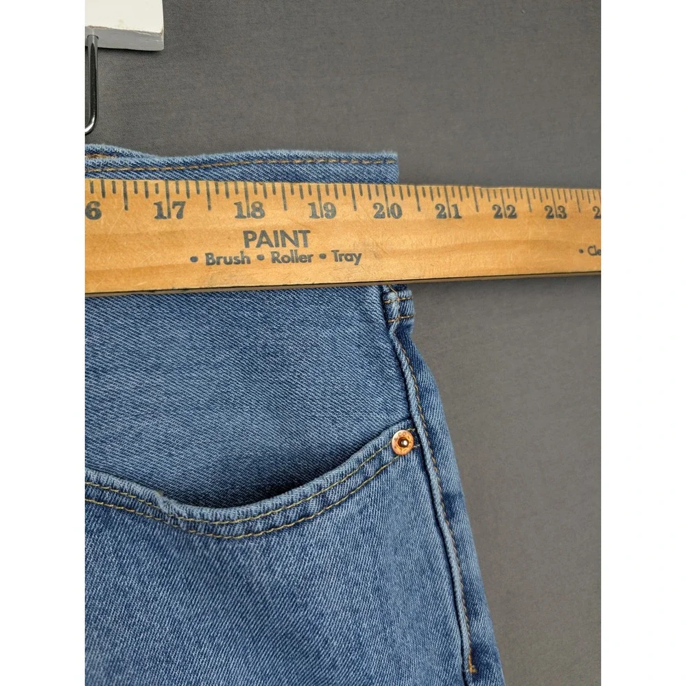 Levi's 550 Relaxed Fit Tapered Leg Blue Denim Jeans 42x30 Medium Wash Mens Pants